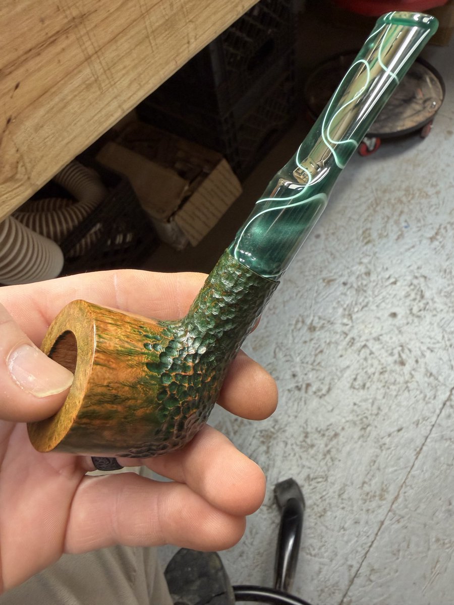 Terrys Old World Pipes tweet media