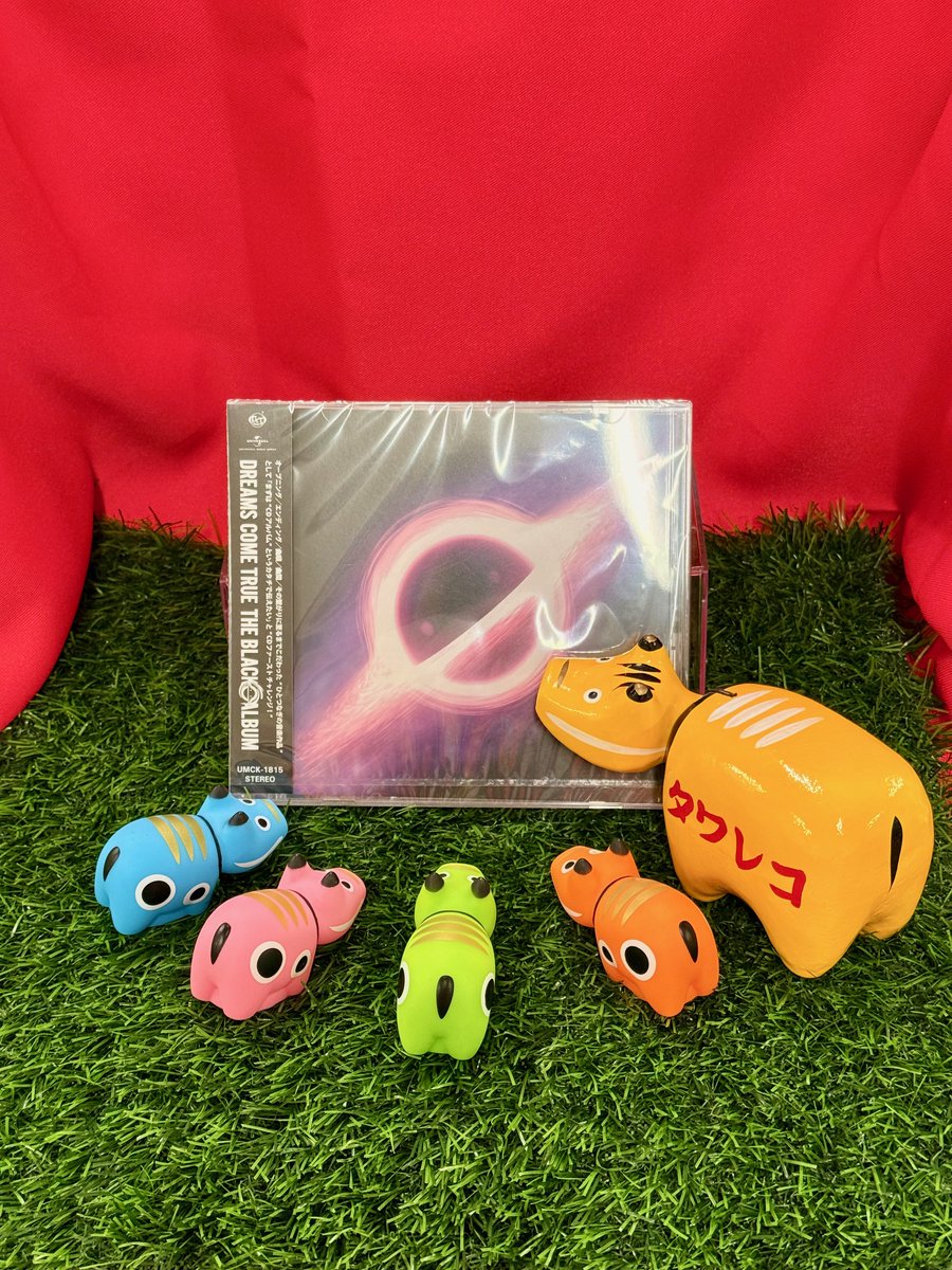 DREAMSCOMETRUE】 \サブスク未配信✨// 『THE BLACK ◯ ALBUM』発売中