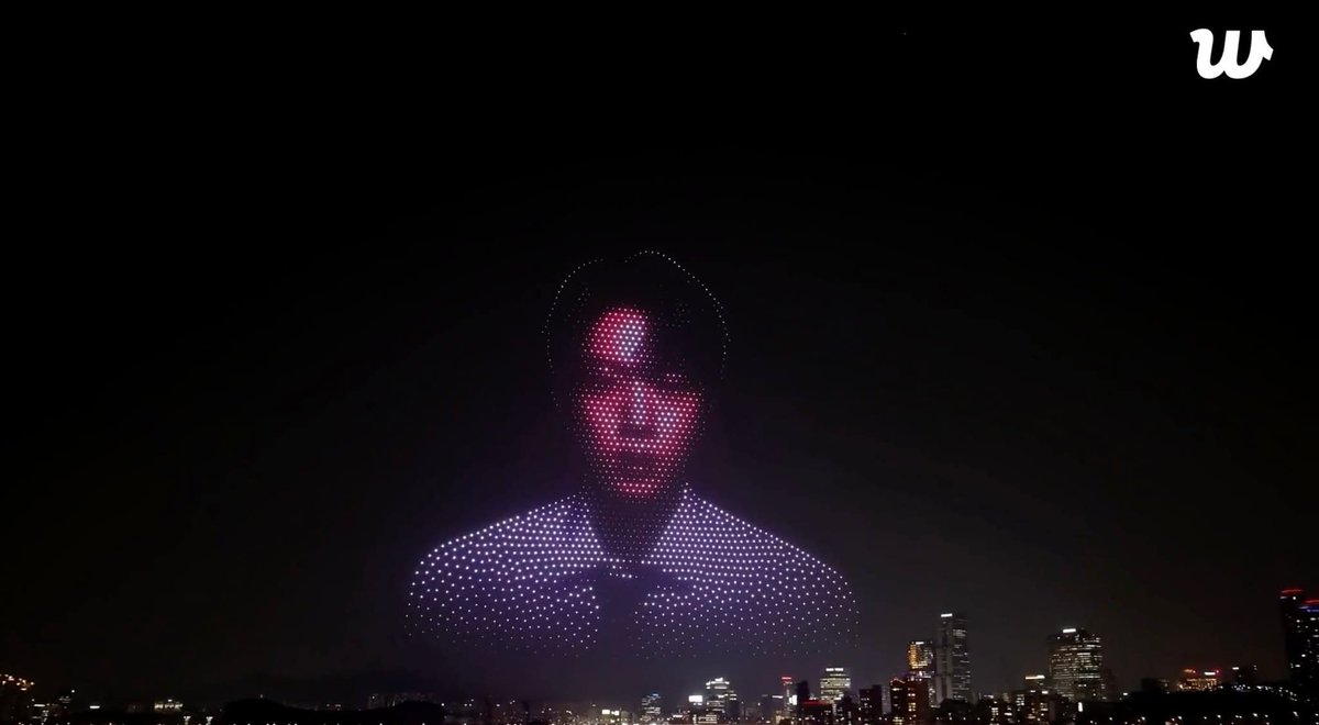 SouthernDCPost's tweet photo. #SDCP_ENews  | Seoul, SK
WORTH THE WAIT 💜💚💚

BTS lights up the sky with a stunning drone show on Weverse, teasing tracks from Arirang.

All eyes on their comeback at BTS THE COMEBACK LIVE | ARIRANG. ✨

#BTS #BTSARMY #Arirang #Swim #Weverse #Kpop #KPOPCONCERT
#SouthernDCPost https://t.co/v9KA35J4yg