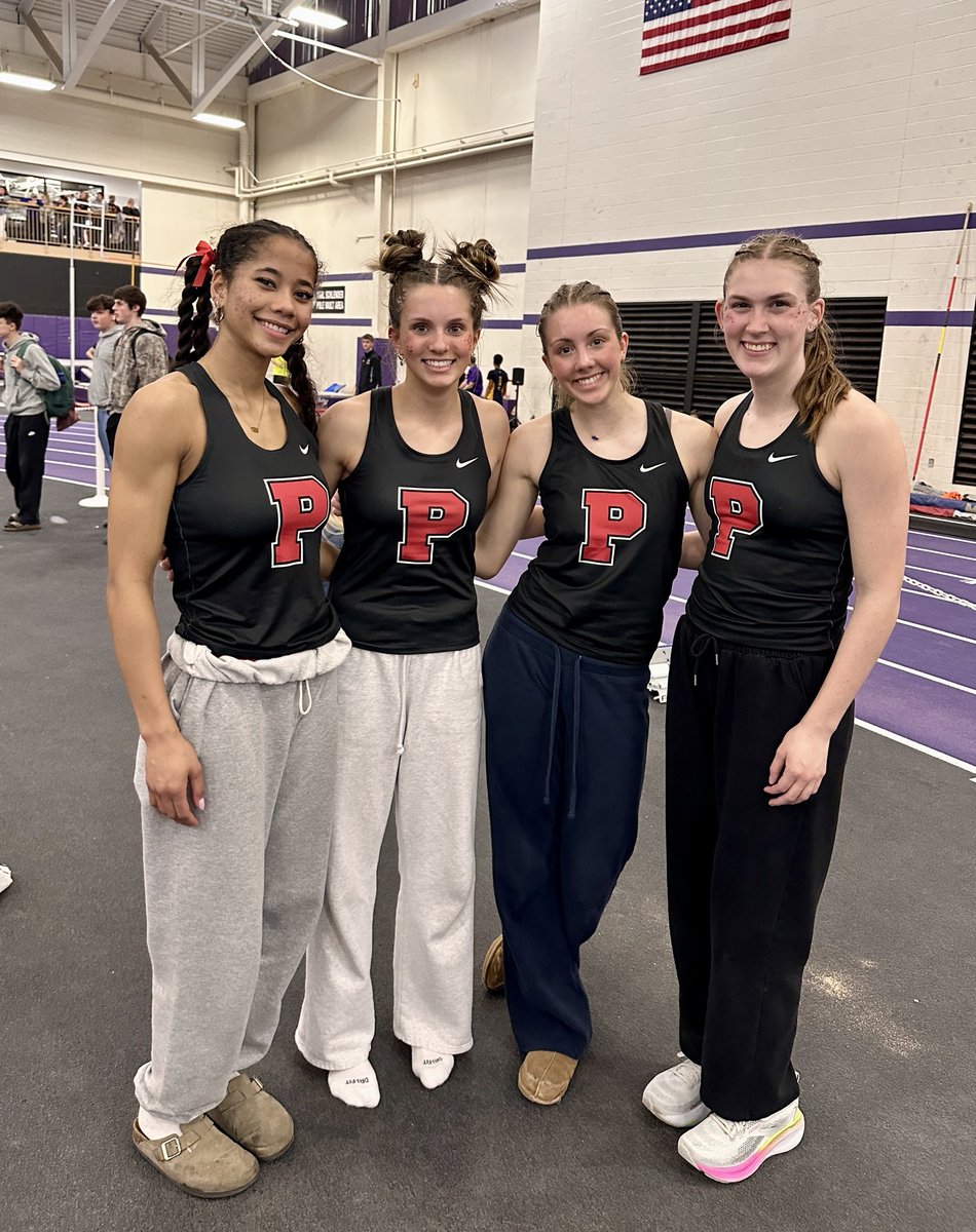 CoachDussault's tweet photo. Julia, Mia, Kendall, and Vanessa 4x200m champs!! https://t.co/MmXz0rrFd1