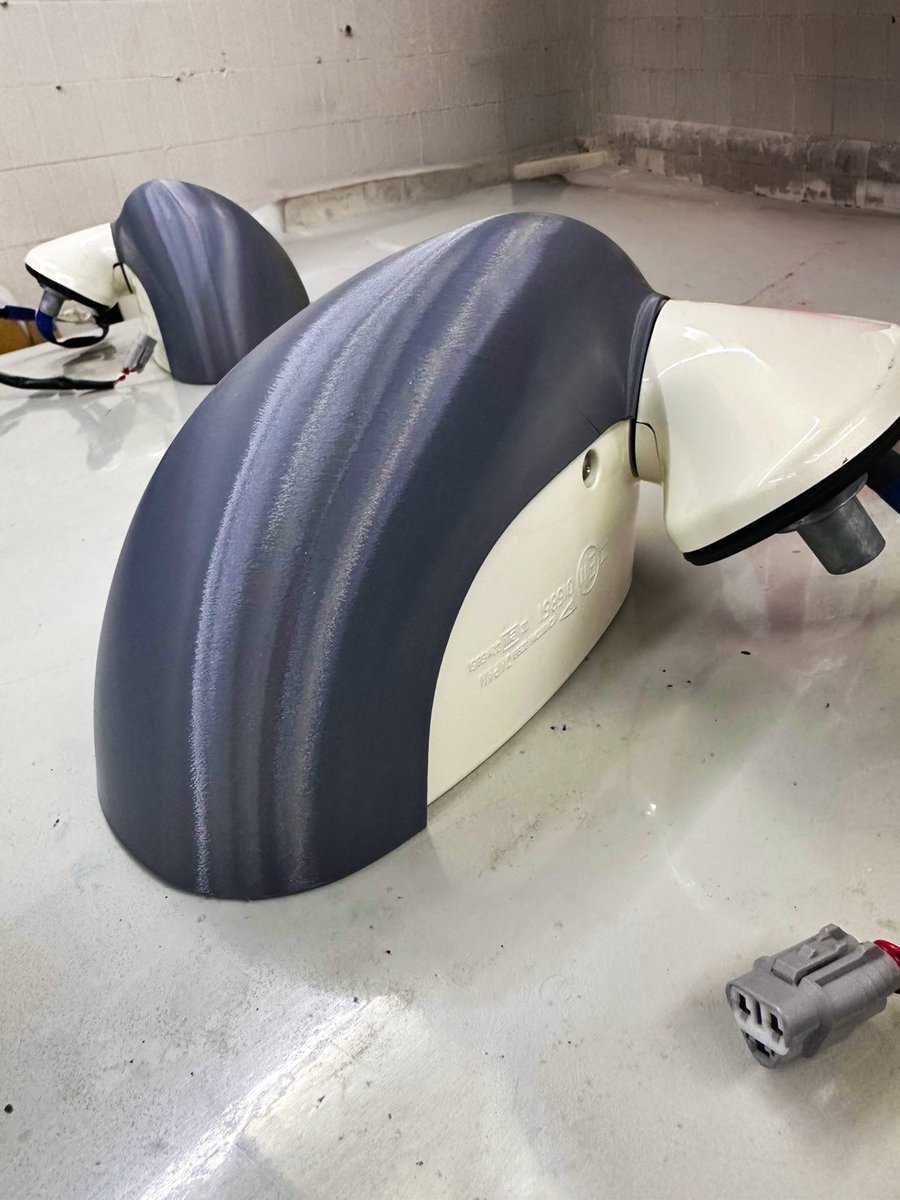 ダイハツ コペン用 (L880&amp;LA400)
フォージドカーボンミラーカバー

コンプレッシブUSAにて元型が完成！🇺🇸

次は金型製造ステージ🔥
流石スピードが速い