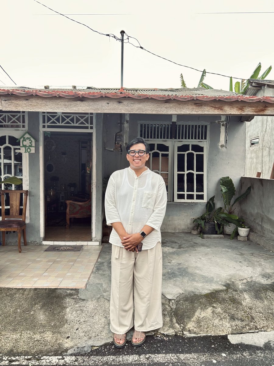 itsmesadook's tweet photo. Happy ied al firt🤏🏻🤍✨🌙 https://t.co/I5QrxWK66Z