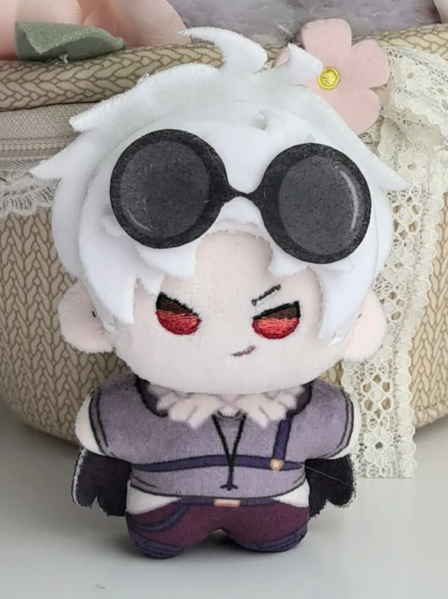 riri @ caleb and sylus 10cm in pinned tweet media