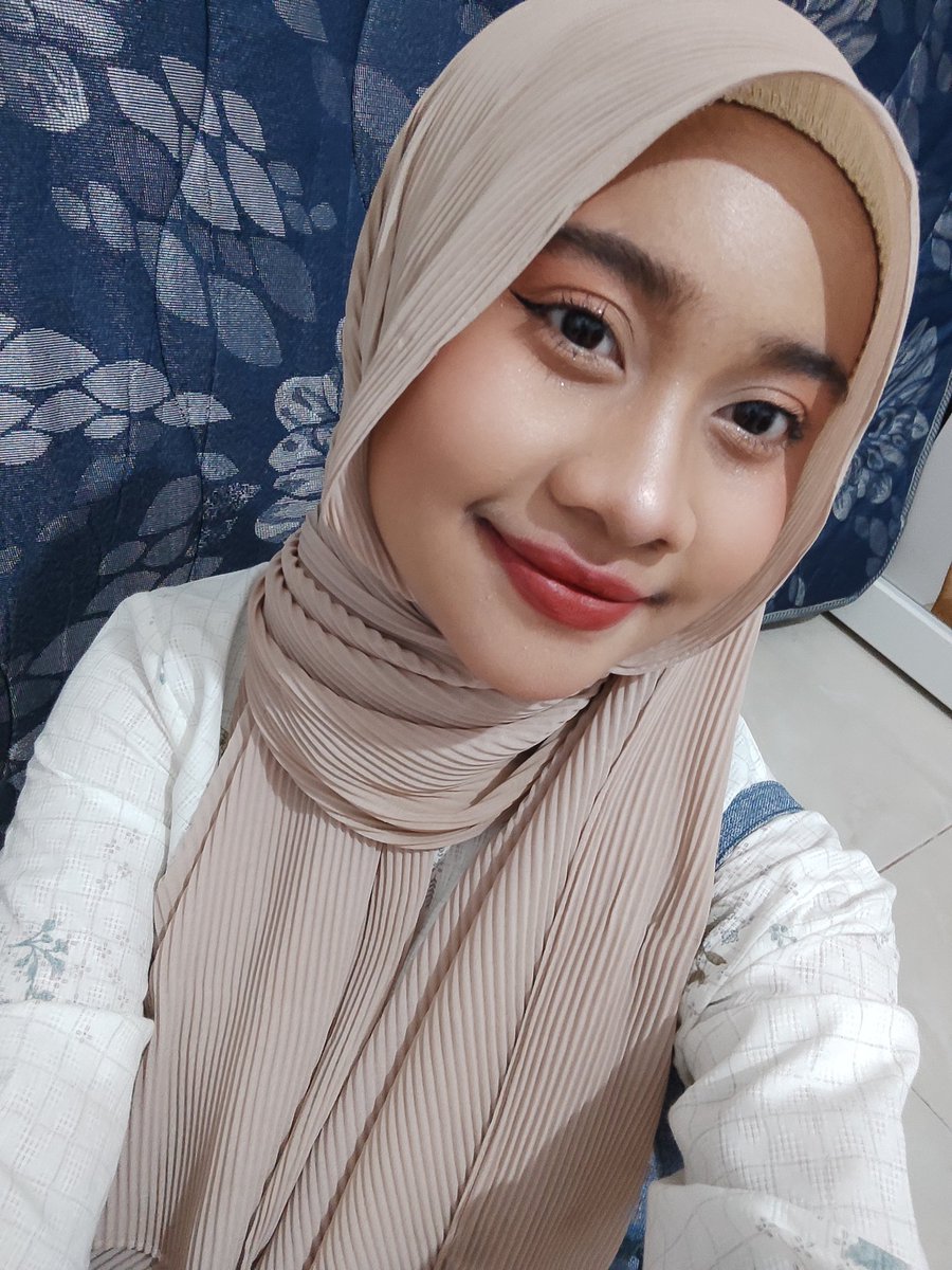 Suyuurii. tweet media