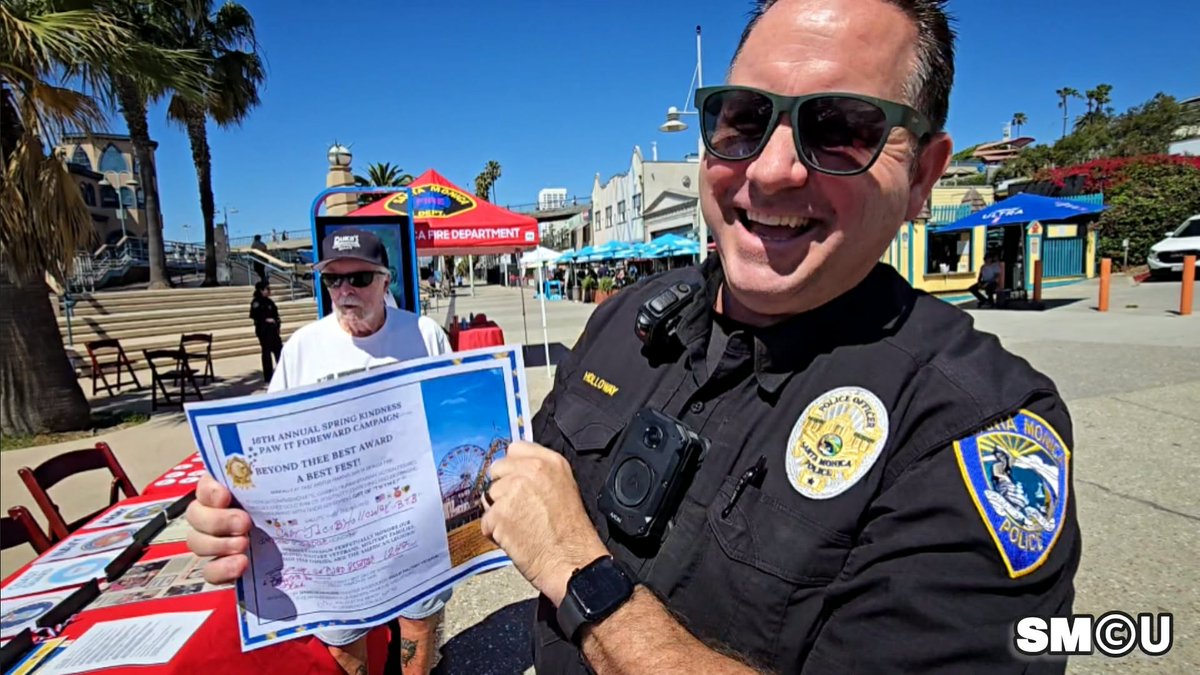 Santa Monica Closeup tweet media