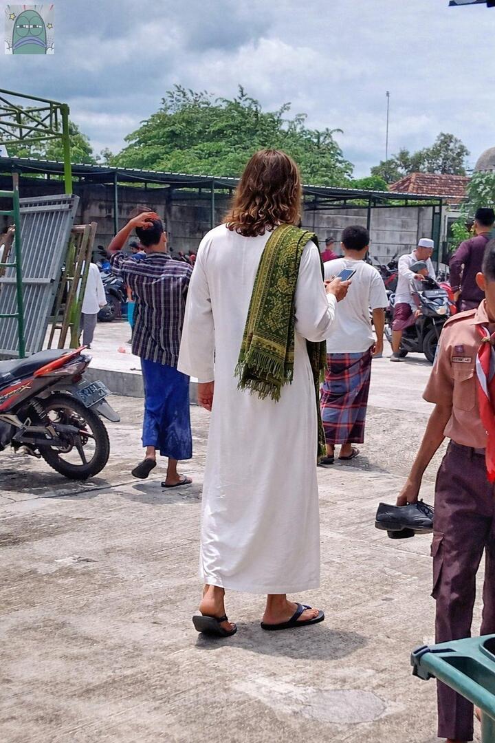 Tanyarlfes tweet media