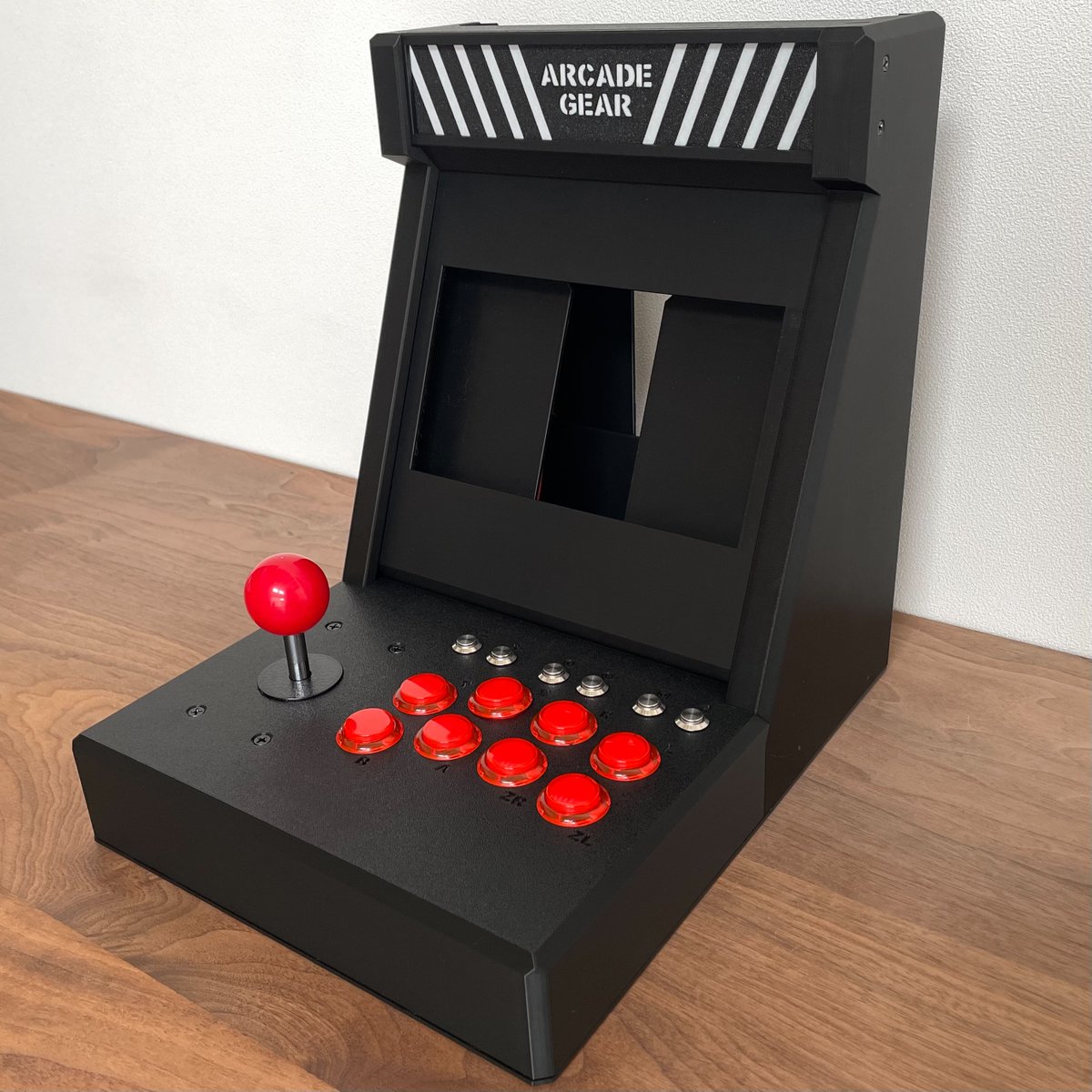 perorin_fc's tweet photo. ArcadeGear 【縦横無尽】 for NS 🕹️
在庫補充しました。
Switch 1/2 向けの縦横対応アーケードドックです！
https://t.co/kHm2XCuPek https://t.co/Iat6Di8Mh8