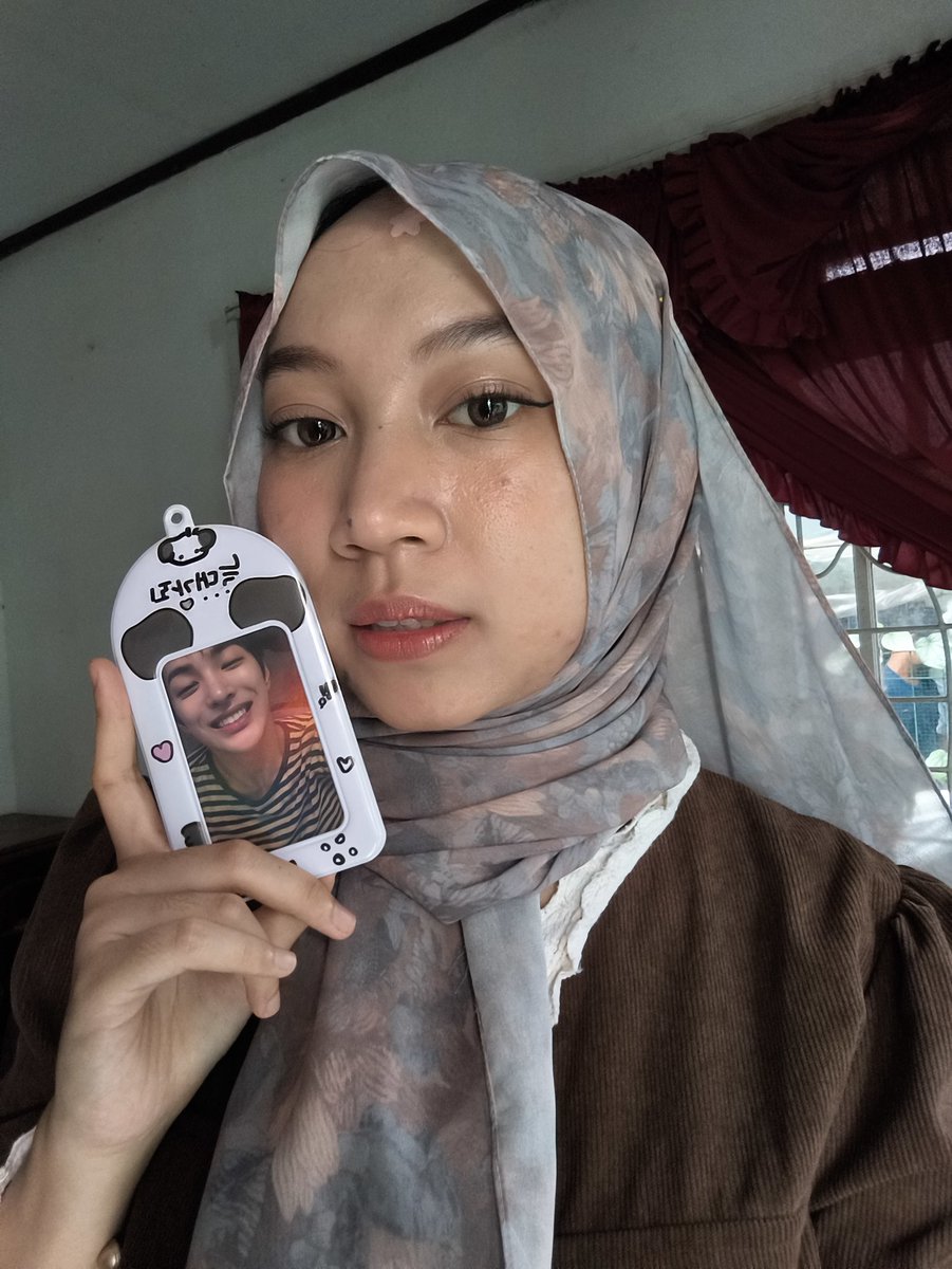 Lars | kinda ia 🍑 tweet media