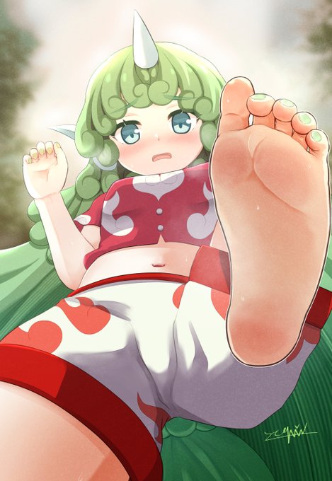 東方Projectの高麗野あうんちゃんに恥ずかしそうに足で踏んでもらうイラストを描きました! 