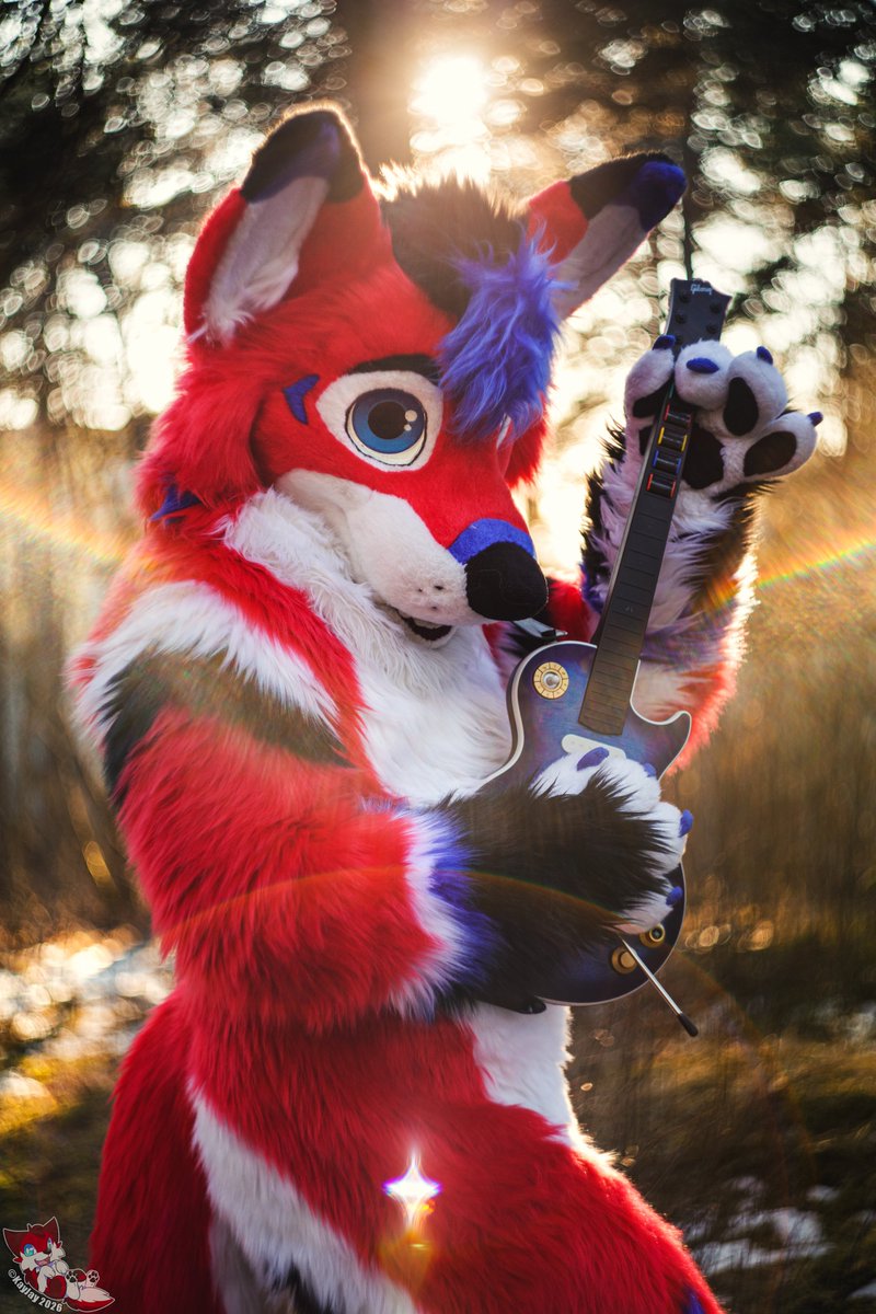 Mickelräven tweet media