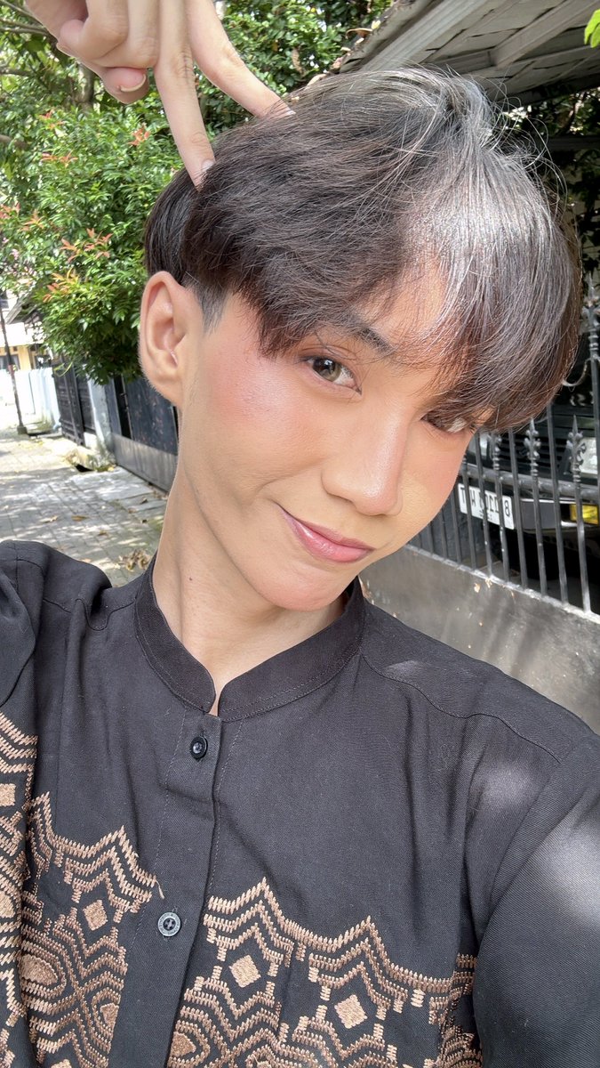 riv ⋆˙⟡ tweet media