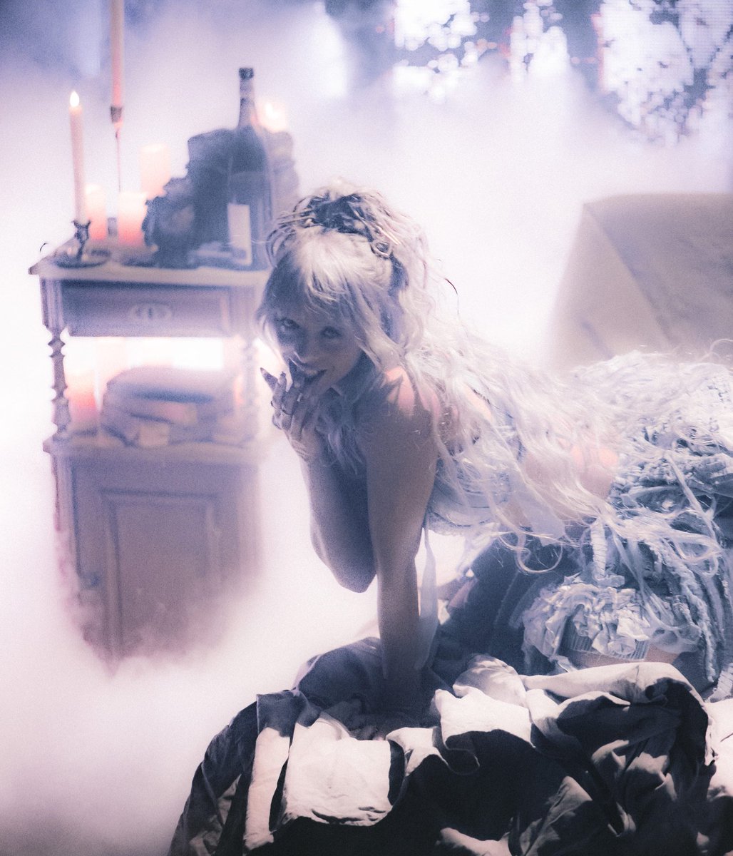 Melanie Martinez Brasil tweet media