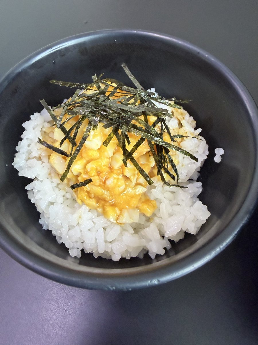 rt69641's tweet photo. はじめ家

今日は次男坊と2人で👬

燻製タマゴ自分で最後ラッキー✨

相変わらず言うこと無しの美味さ💙

腹ペコだったから一瞬で完食🥰

25周年を祝い🎉にまた来週も来ますね🎵

ごちそうさまでした🙏 https://t.co/bO3lslMoqd