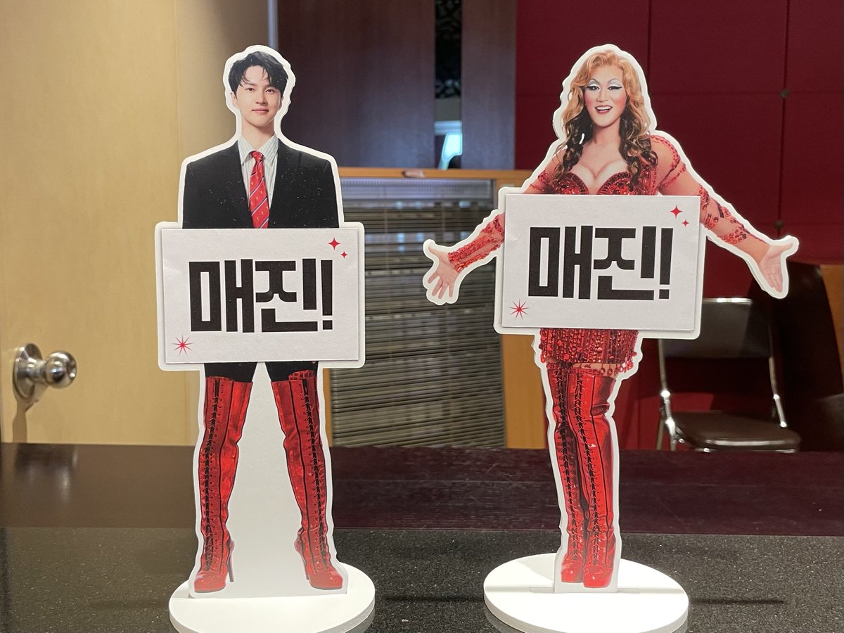 아카민 tweet media