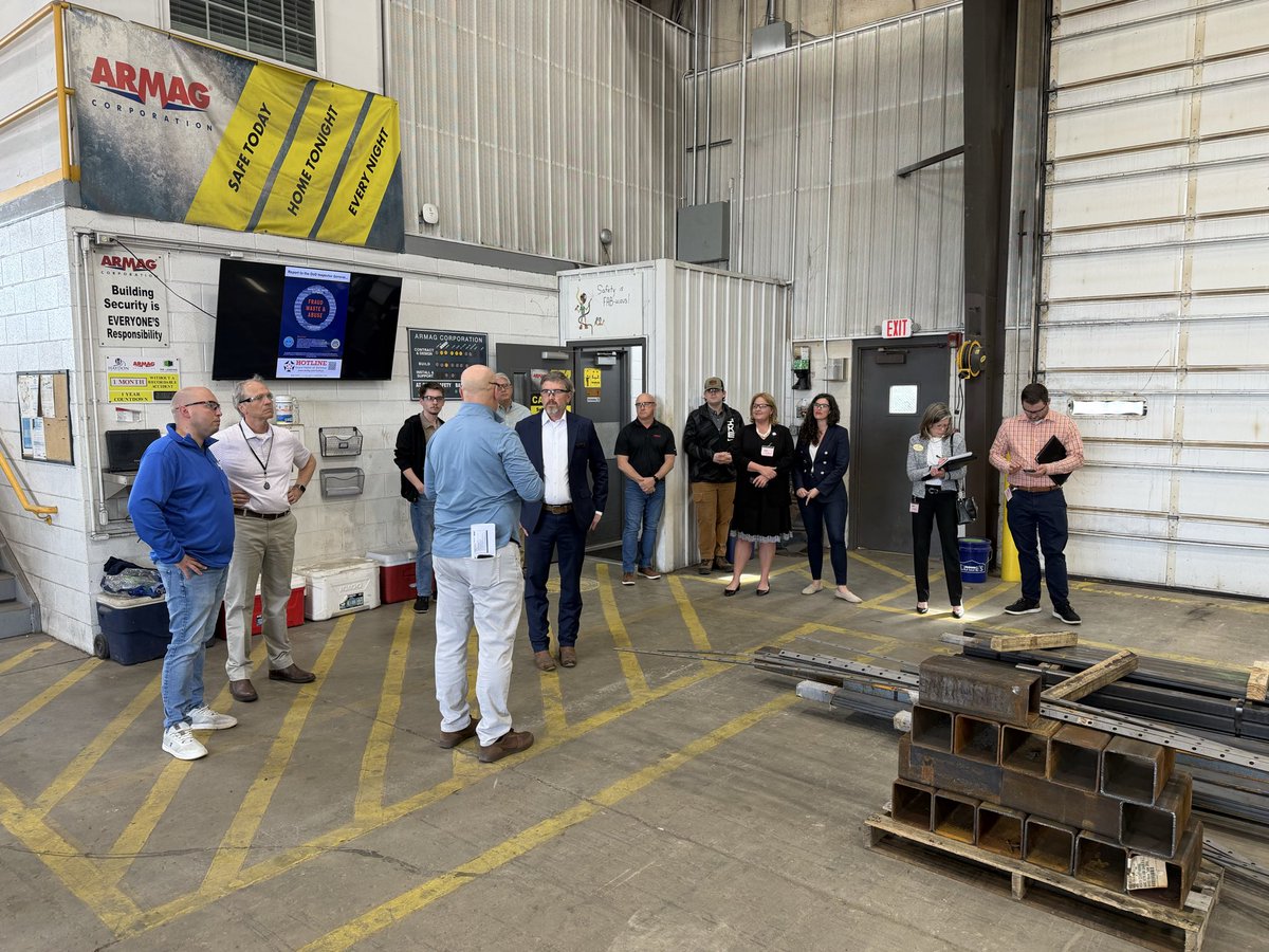 Candy Massaroni tweet media