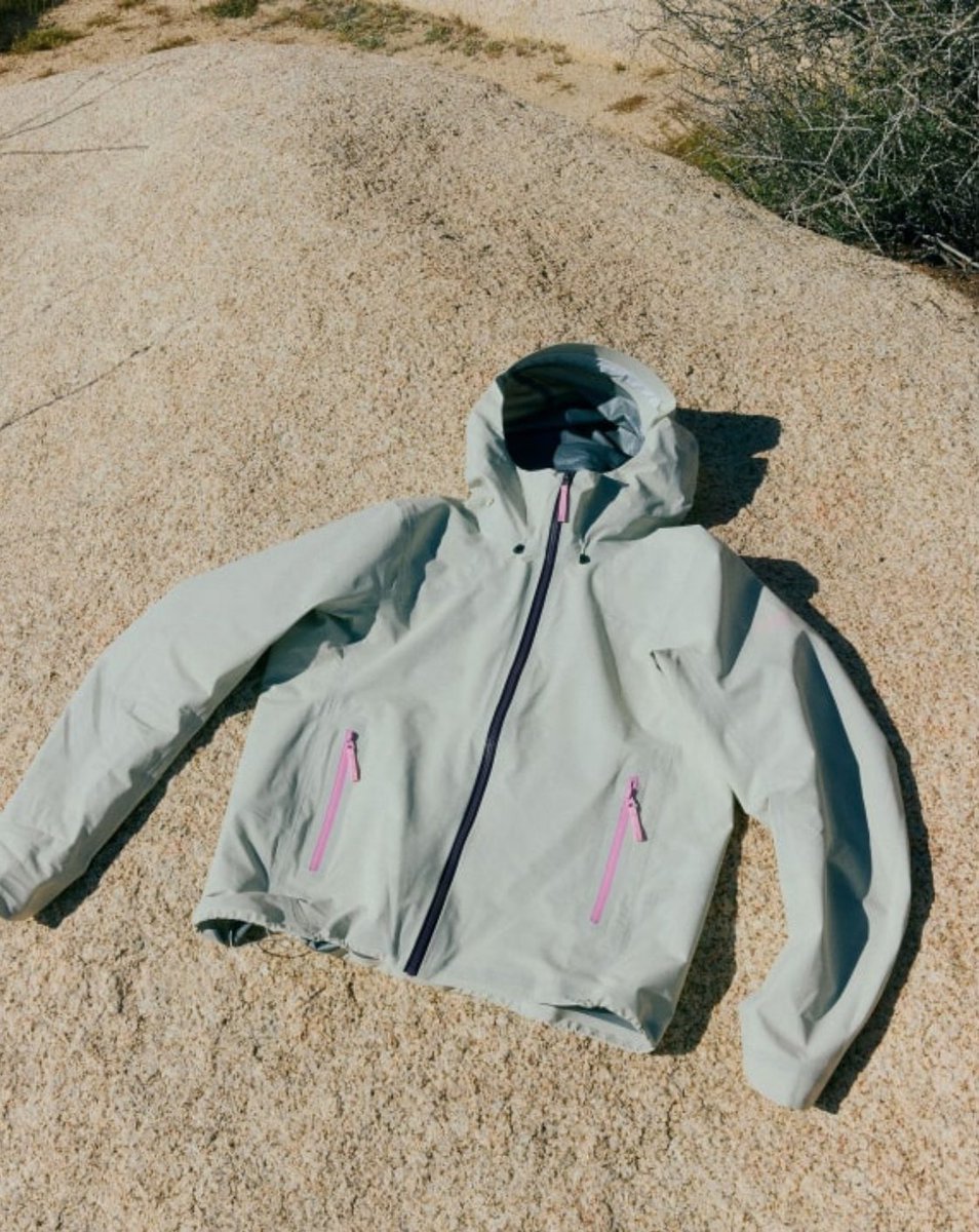 daikikaitori's tweet photo. 3月21日

🔥 【EXCLUSIVE】ARC'TERYX / Coelle Jacket W

❄️モデル番号 ：X000009466
❄️原価;￥６８２００
❄️カラー；Cosmic Bloom

❄️買取金額
S、M：¥７００００
(数量限定)

※お問い合わせ、ご予約はDMからでお願いします🙇

#買います
#買取
#アークテリクス https://t.co/zYHj5JXrz2
