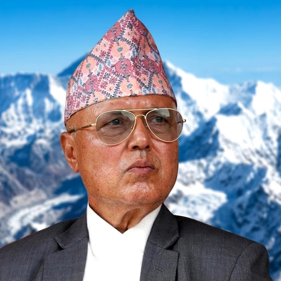 सादगी मन्त्री—जेन-जी आन्दोलन पछी बनेको यो सरकारको सबैभन्दा उत्कृष्ट मन्त्री नै सायद अर्थमन्त्री रामेश्वर खनाल हुनुहुन्छ होला । उहाँले निजि सुरक्षा लिनु भएन । आफ्नै निवासमा बस्नु भयो । आफ्नै गाडी चढ्नु भयो । उहाँले आफ्नो नामको अघि माननीय नजोडन समेत भन्नु भयो । जे लिनु भयो तलब