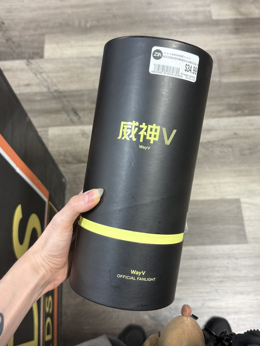 kendra ✩ tweet media