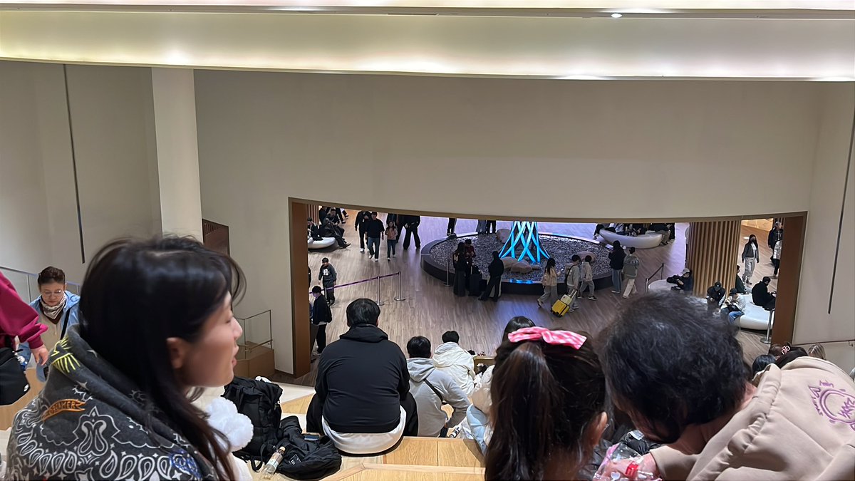 유즈 tweet media