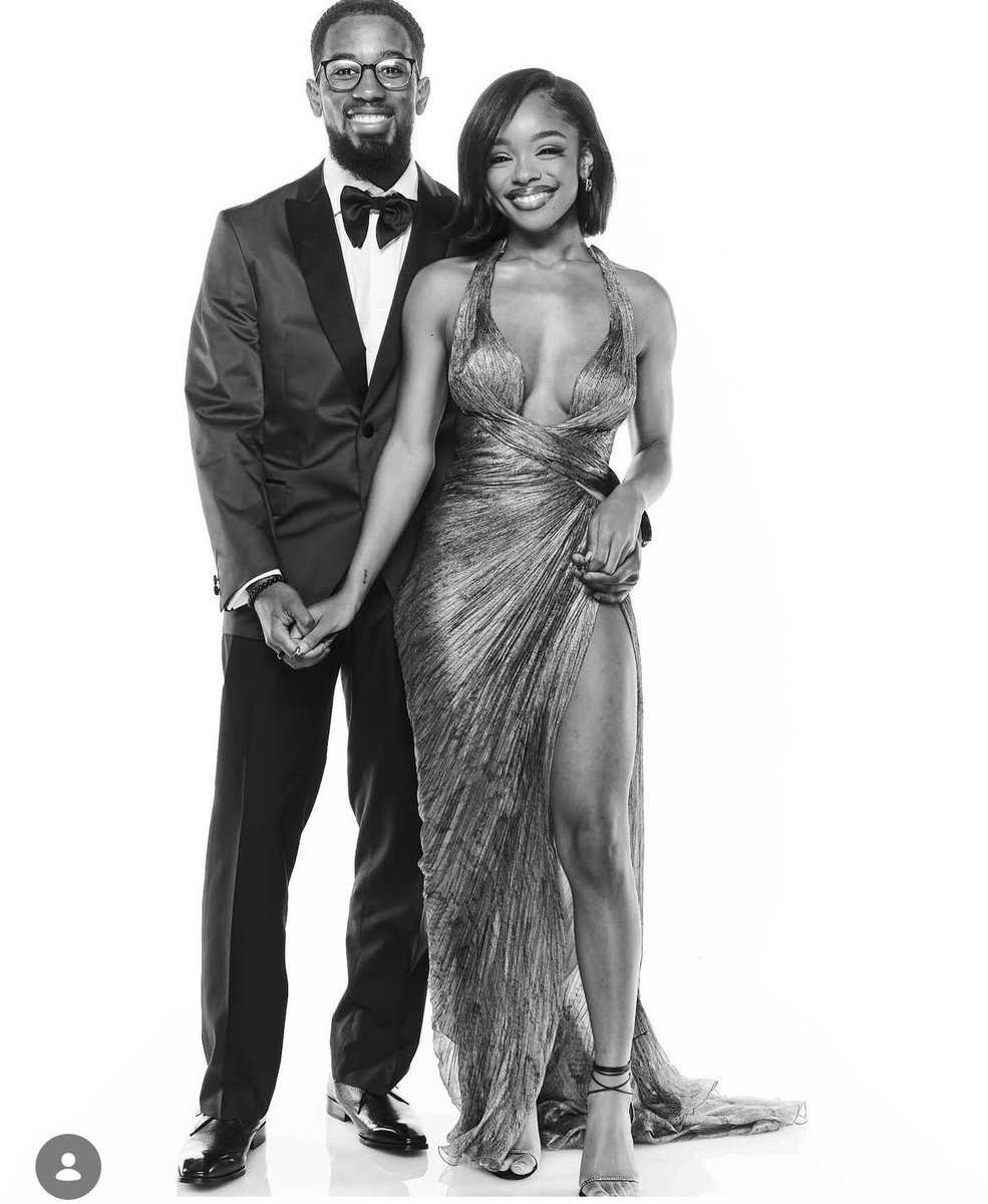 💎🍾 tweet media