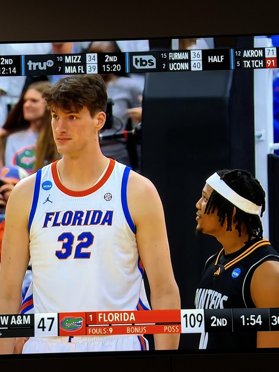 ᵃⁿᵗʰᵒⁿʸ ʳⁱᵛᵉʳᵃ tweet media