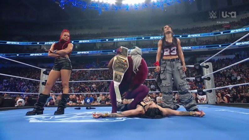 DPerera99's tweet image. For two and a half months getting your asses delivered and now joining hands with Jade? I mean, it's good to see Michin and B-Fab getting some spotlight, but what does it have to do with this storyline? It's not like Rhea stepped into their moment.