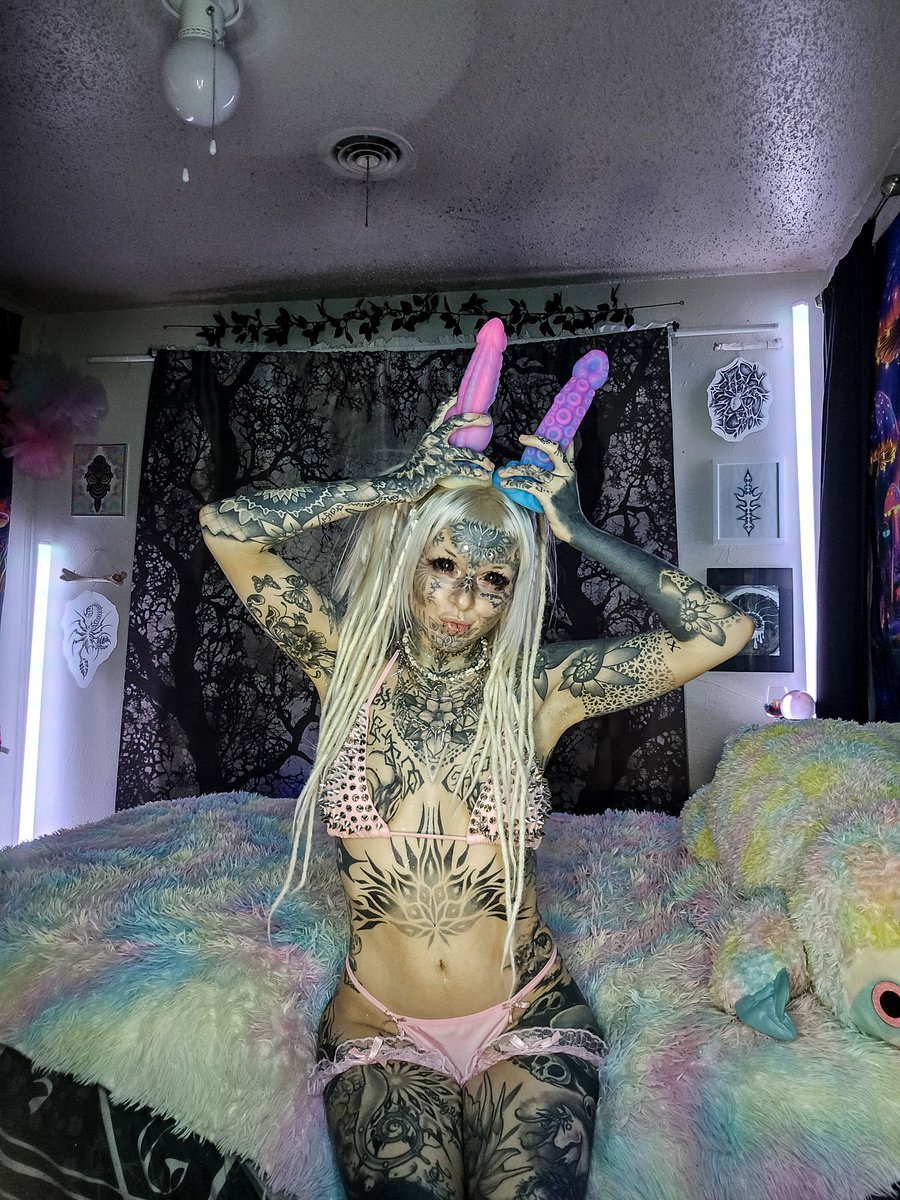 bbysugarpurrr tweet media