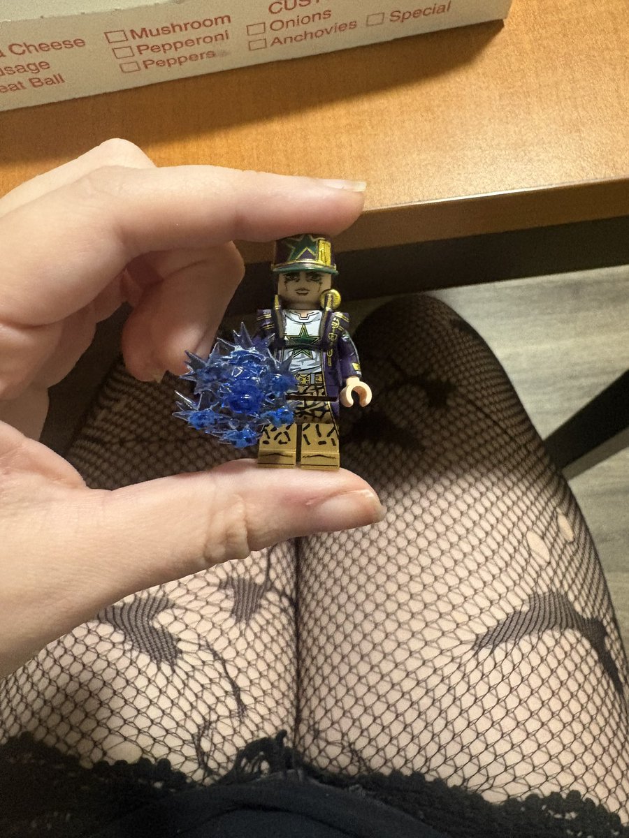 my friends got me gifts outta nowhere 😊😊😊 i love my friends 😊😊😊