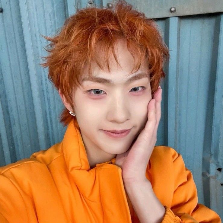 ʟ is UNIQUE tweet media