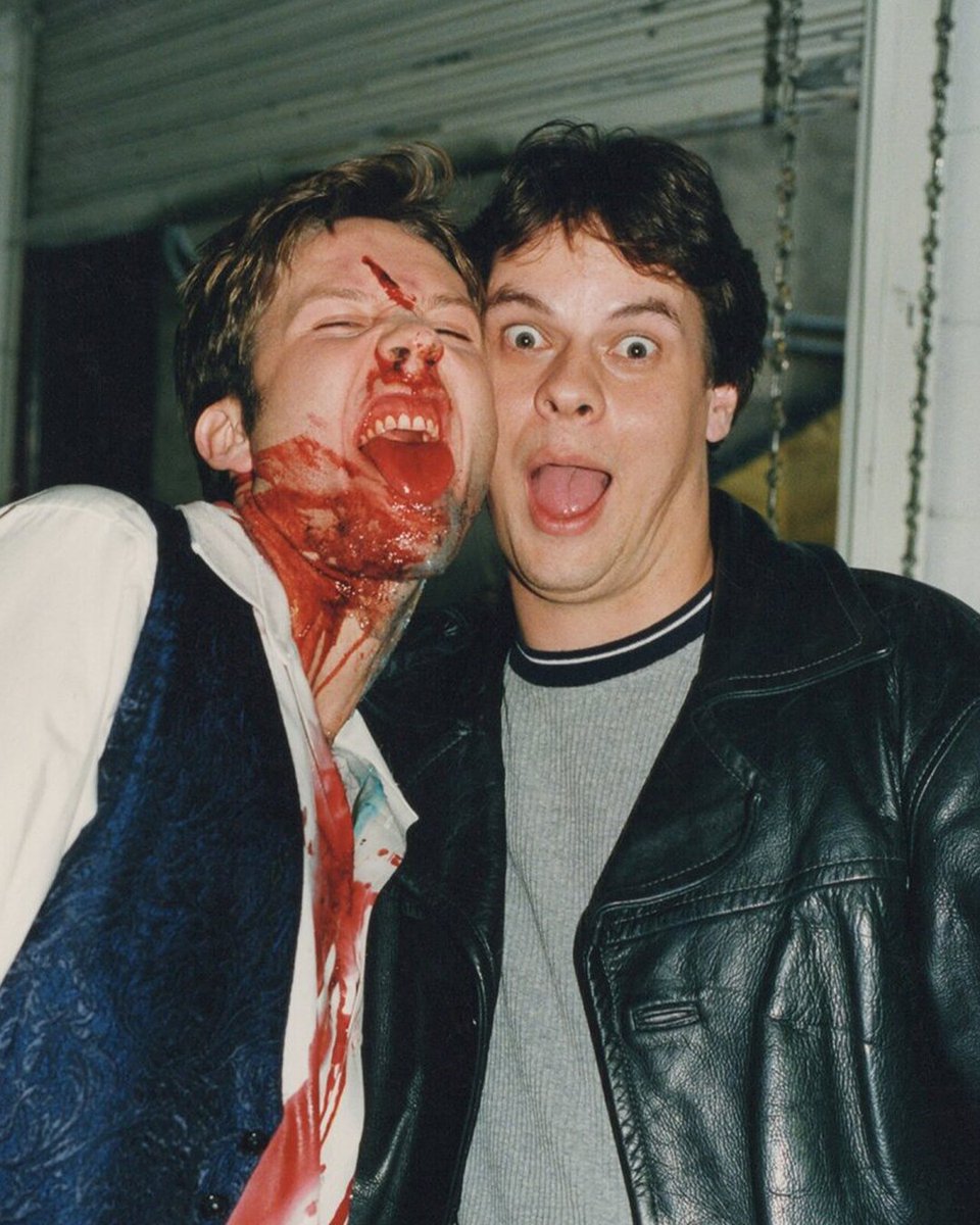 Umbrella tweet media