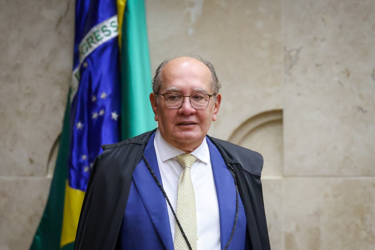 Eixo Político tweet media