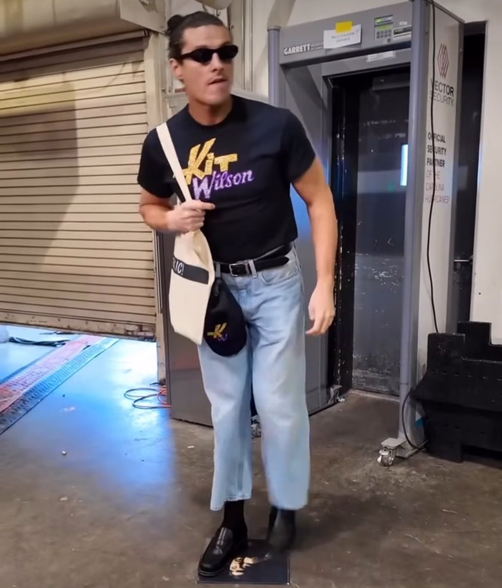 Roman Reigns SZN 💥 tweet media