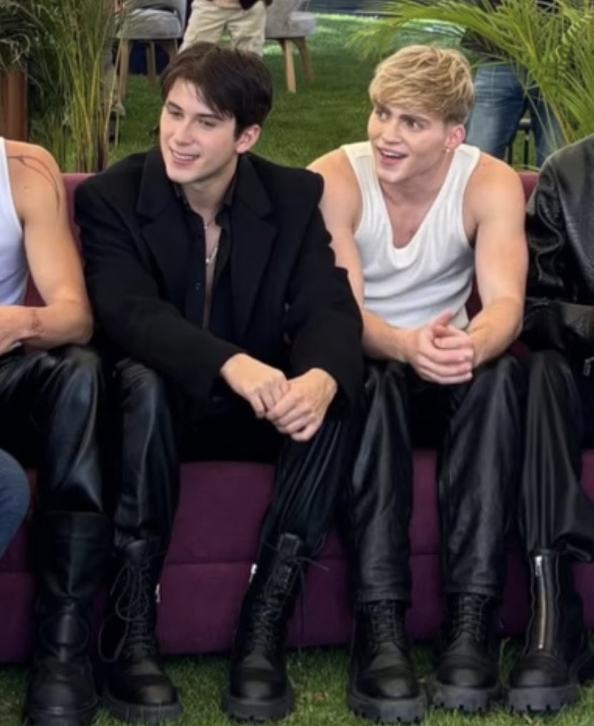 alebi daily tweet media