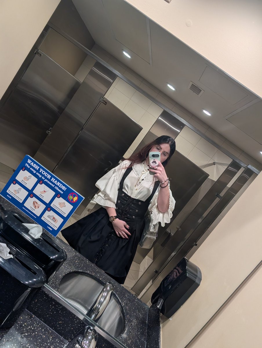 Thanatiflora tweet media