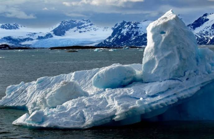 Ultravioleta_radio tweet media