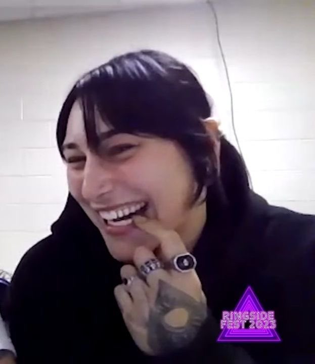 •𝐙𝐎𝐄• tweet media