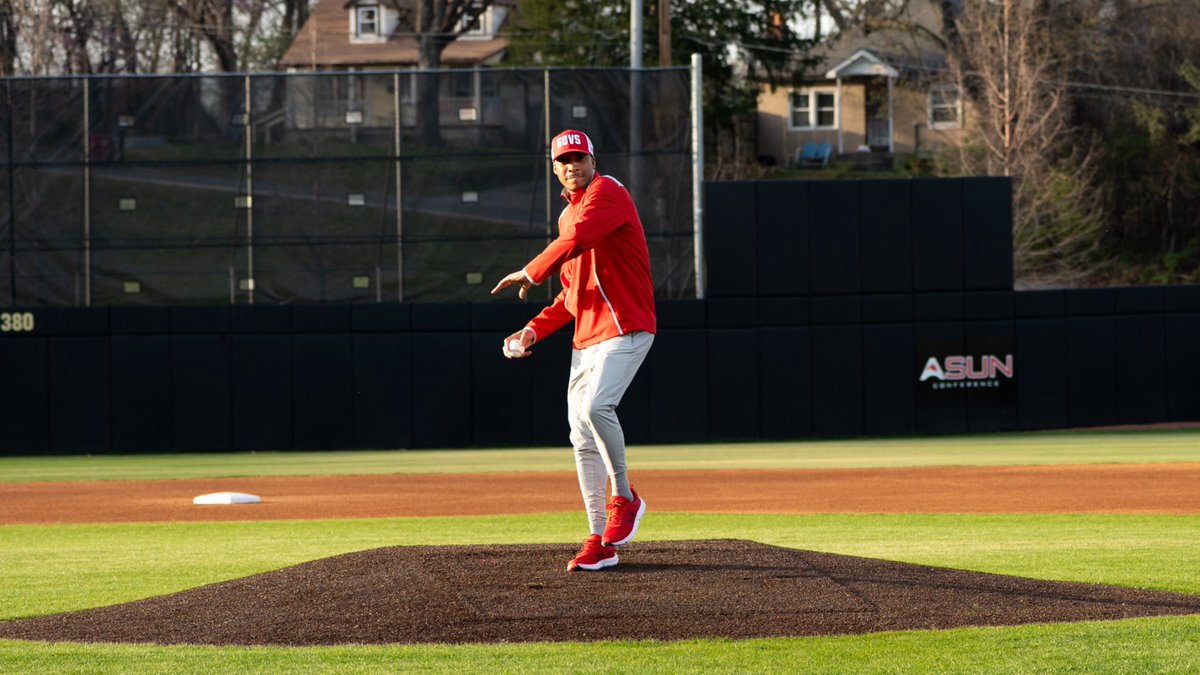Austin Peay Men's Basketball tweet media