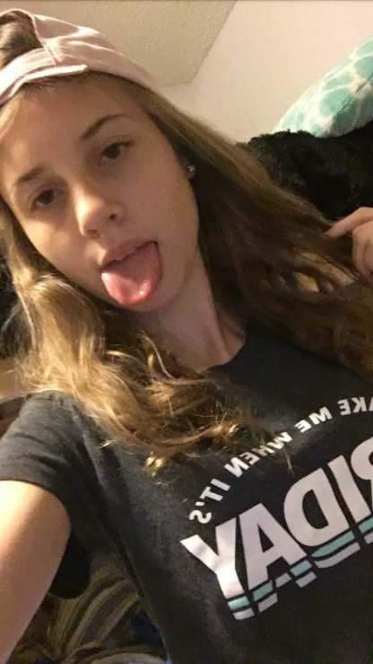 teeen f,  i'm sending my cute t*ts to everyone who followss!! <33.!! Dm me only in Telegram