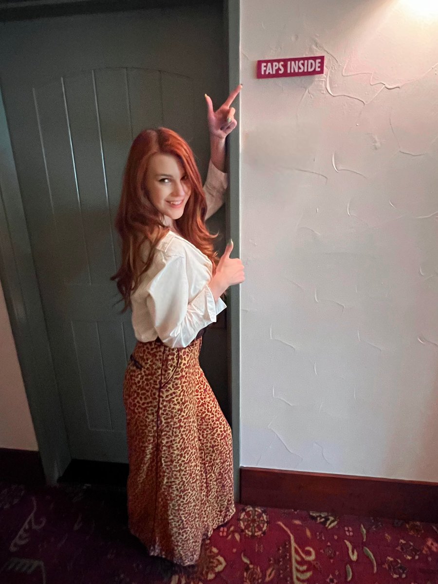 Pssst. I’ve heard all the best faps are happening over on <a href="/yourvids_app/">YourVids 💎</a> these days 😉