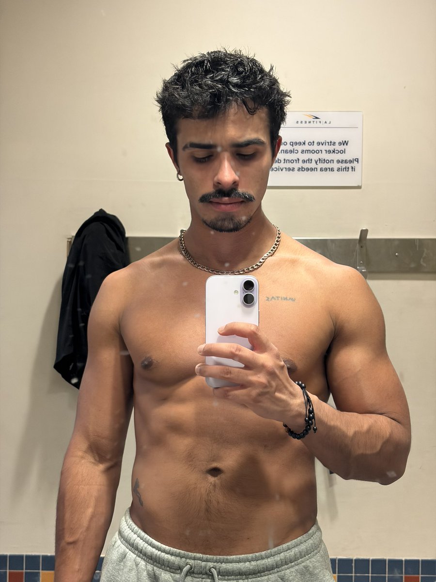 dragon slayer tommy tweet media