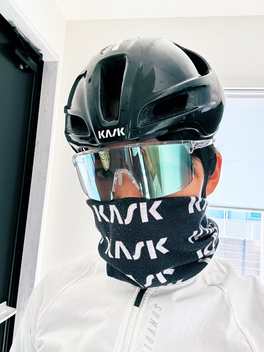 WhiteF12's tweet photo. 寒暖差を防いでみる

#KASK https://t.co/AEKCU18ZBf