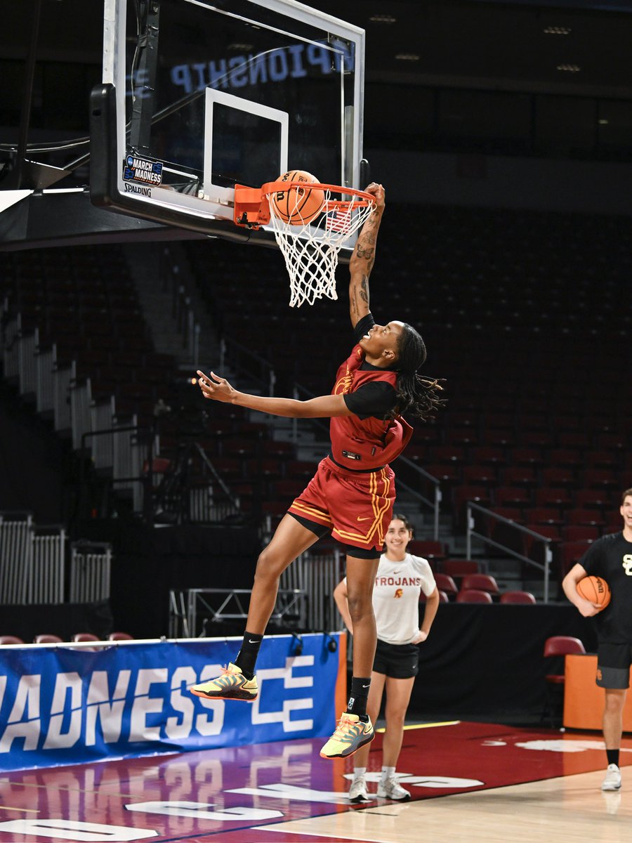 USC Women's Basketball tweet media