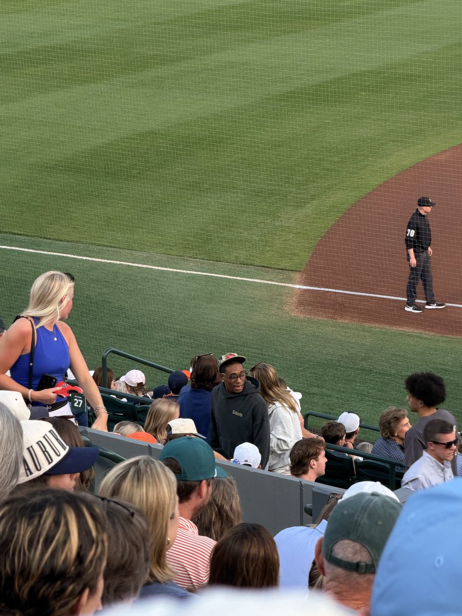 David Ward tweet media