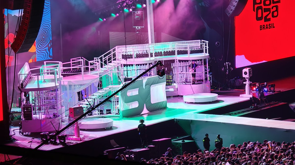 Sabrina Carpenter Brasil | fan account tweet media