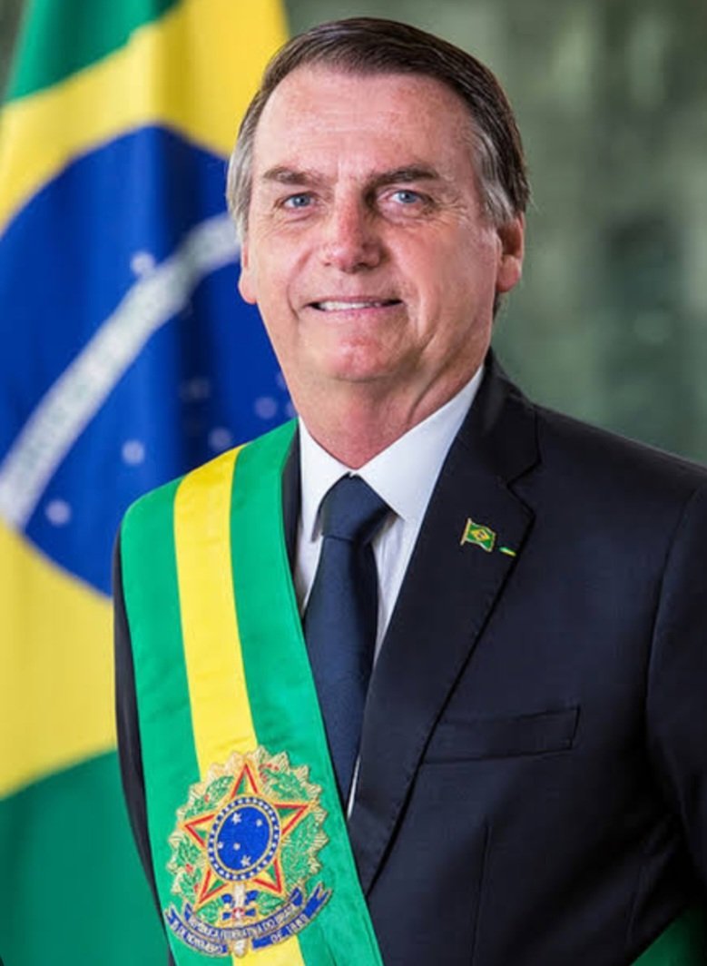 paulodetarsog's tweet photo. Amanhã é o aniversário do Presidente Bolsonaro, então já prepara a tua homenagem para inundarmos as redes com fotos dele durante todo o dia.

Combinado?

Ajude a divulgar para que chegue ao máximo de pessoas, por favor! https://t.co/3QTHd94MaC