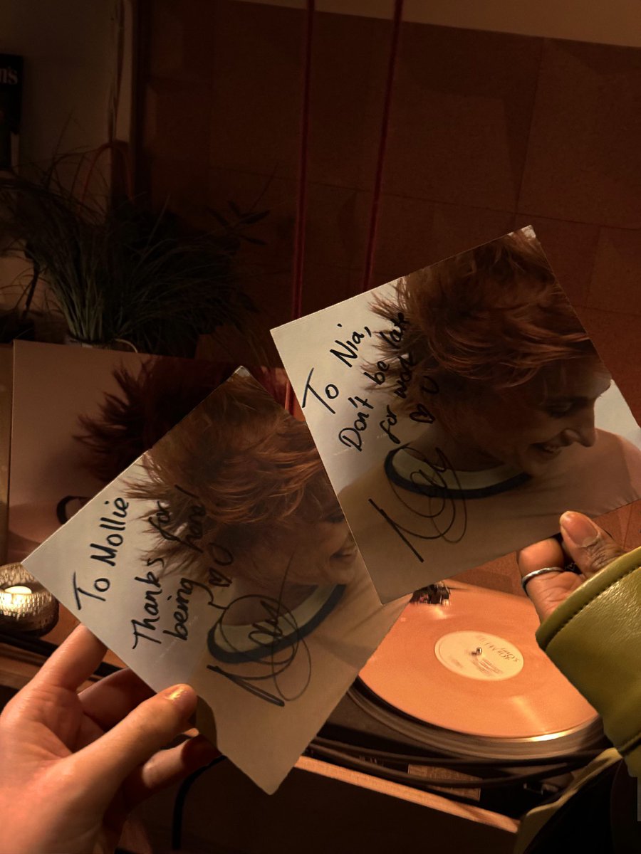 Mollie🌷 tweet media