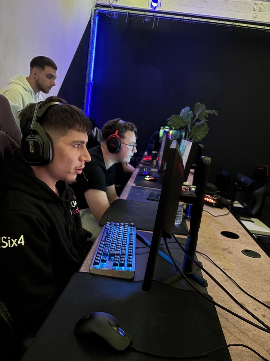 Team Unlimited tweet media