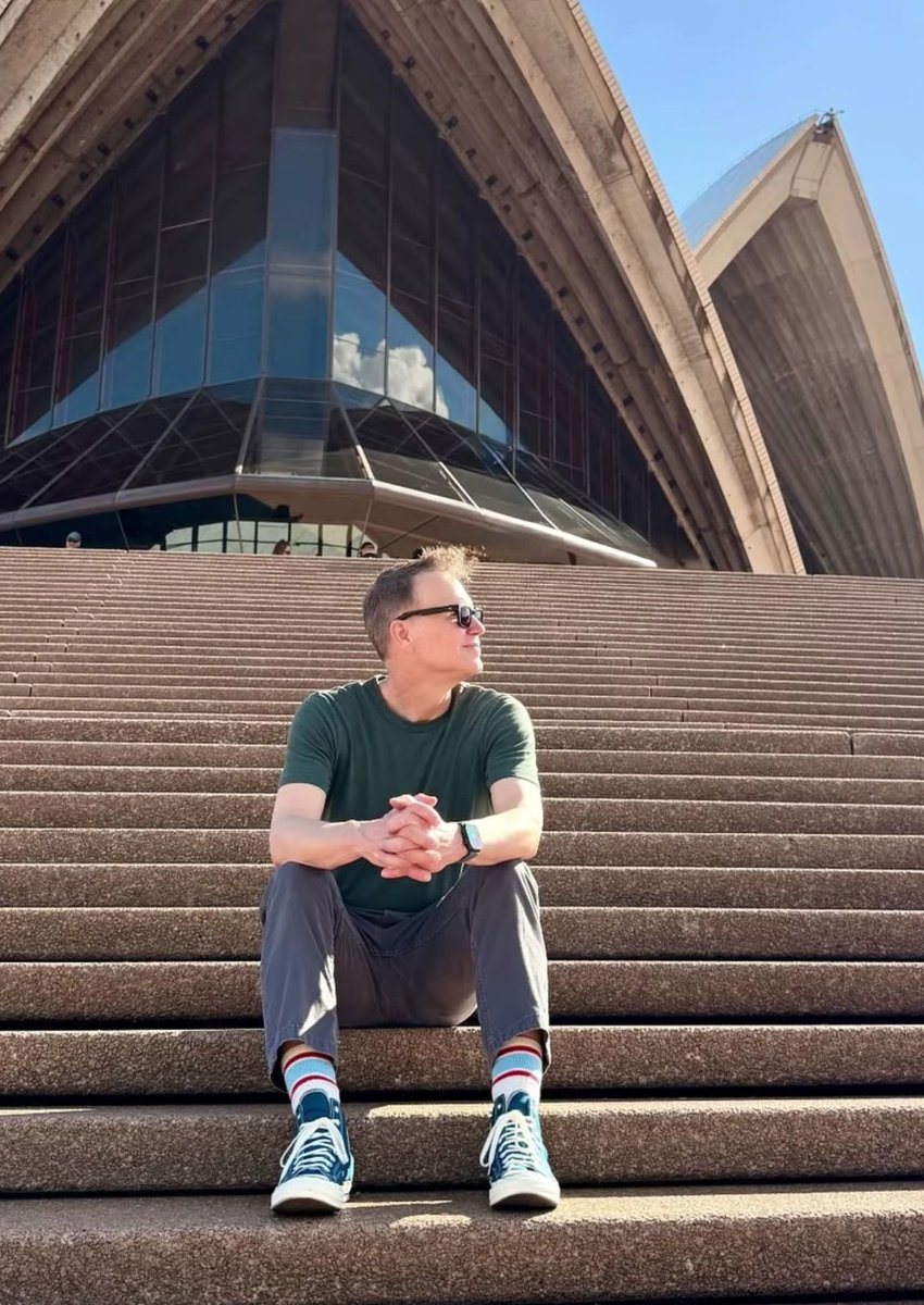 Mark Hoppus Smiling tweet media