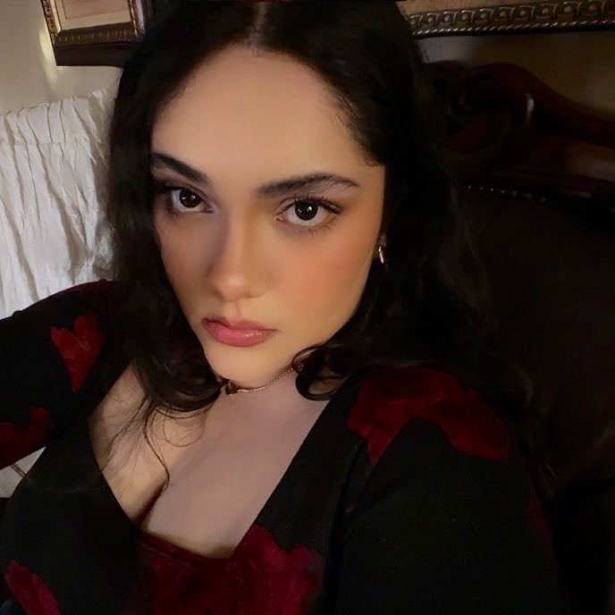 les 𓏲ּ𝄢 tweet media