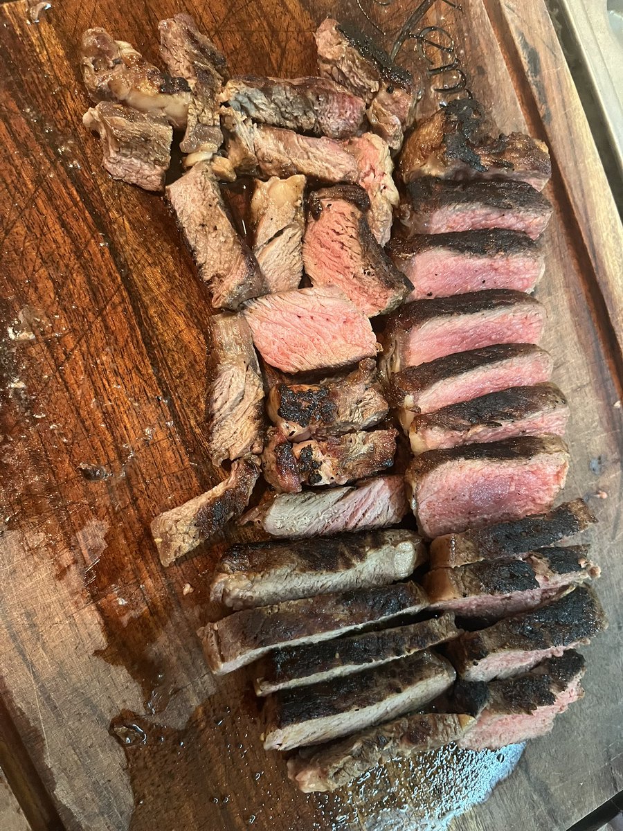 belle 𑣲 tweet media